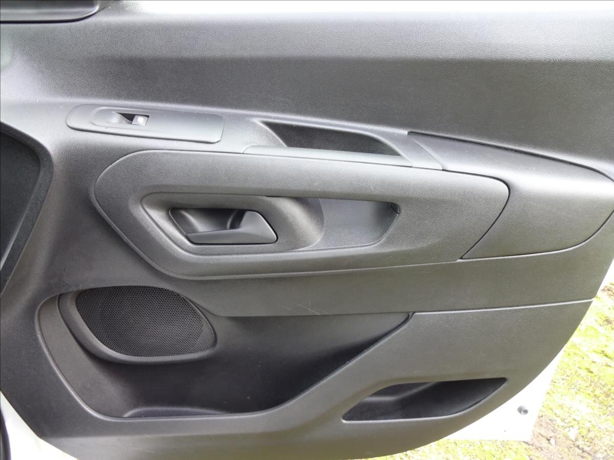 Peugeot Partner Skříň 1,2 l 81 kw