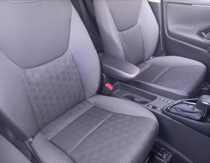 Toyota Yaris Hatchback 1,5 l 85 kw