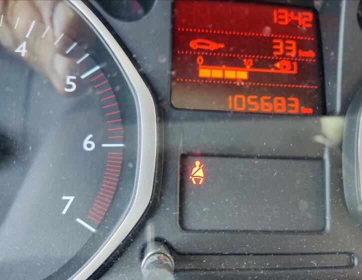 Citroën C-Elysée 12