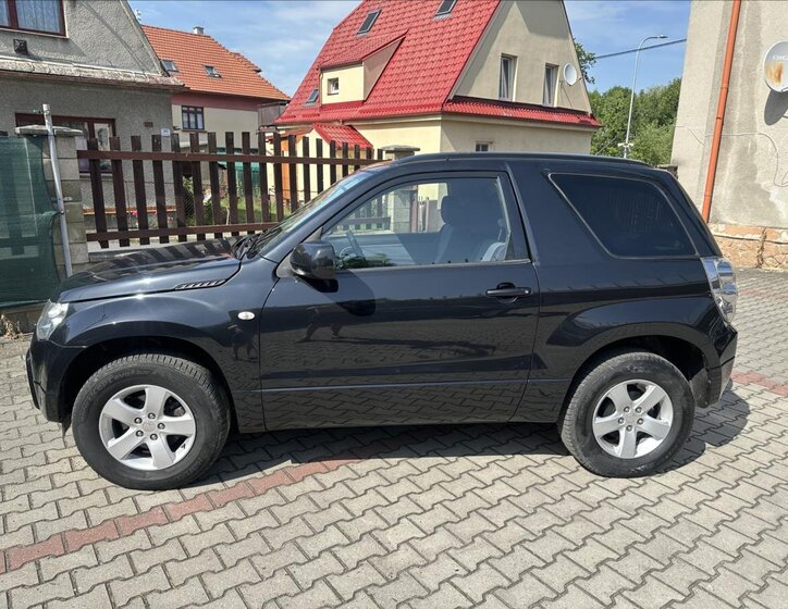 Suzuki Grand Vitara 8