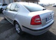 Škoda Octavia Sedan / Limuzína 1,6 l 85 kw