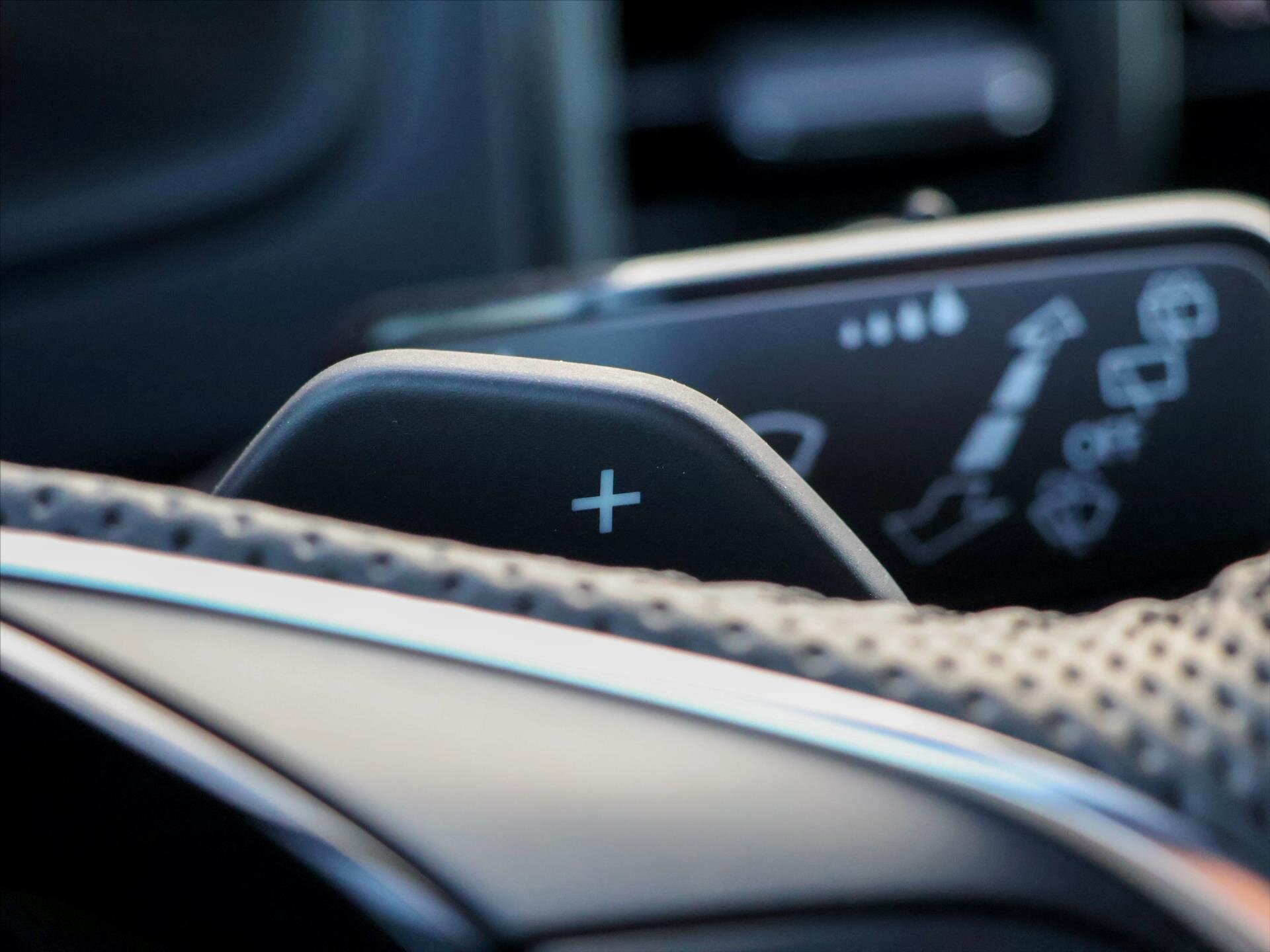 Škoda Karoq SUV / Terénní 2,0 l 110 kw