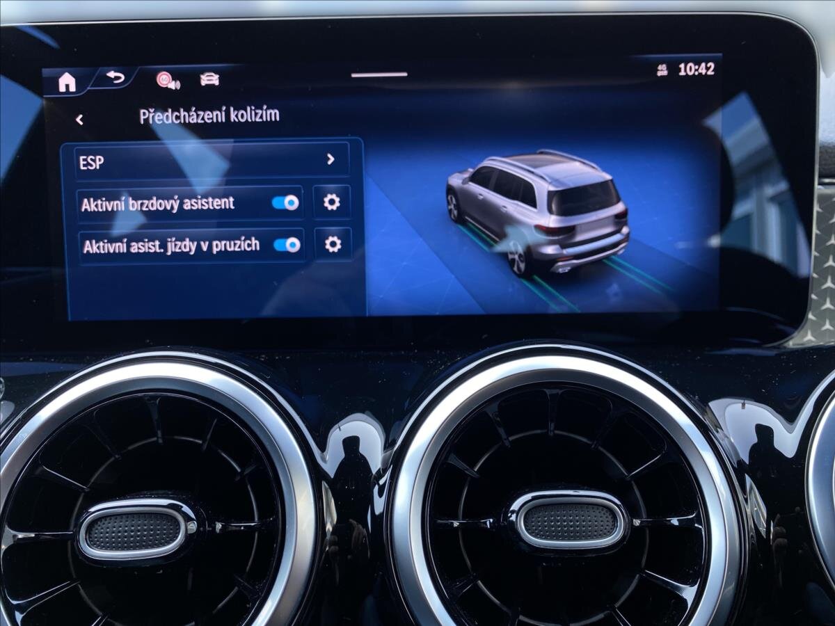 Mercedes-Benz GLB SUV / Terénní 2,0 l 110 kw