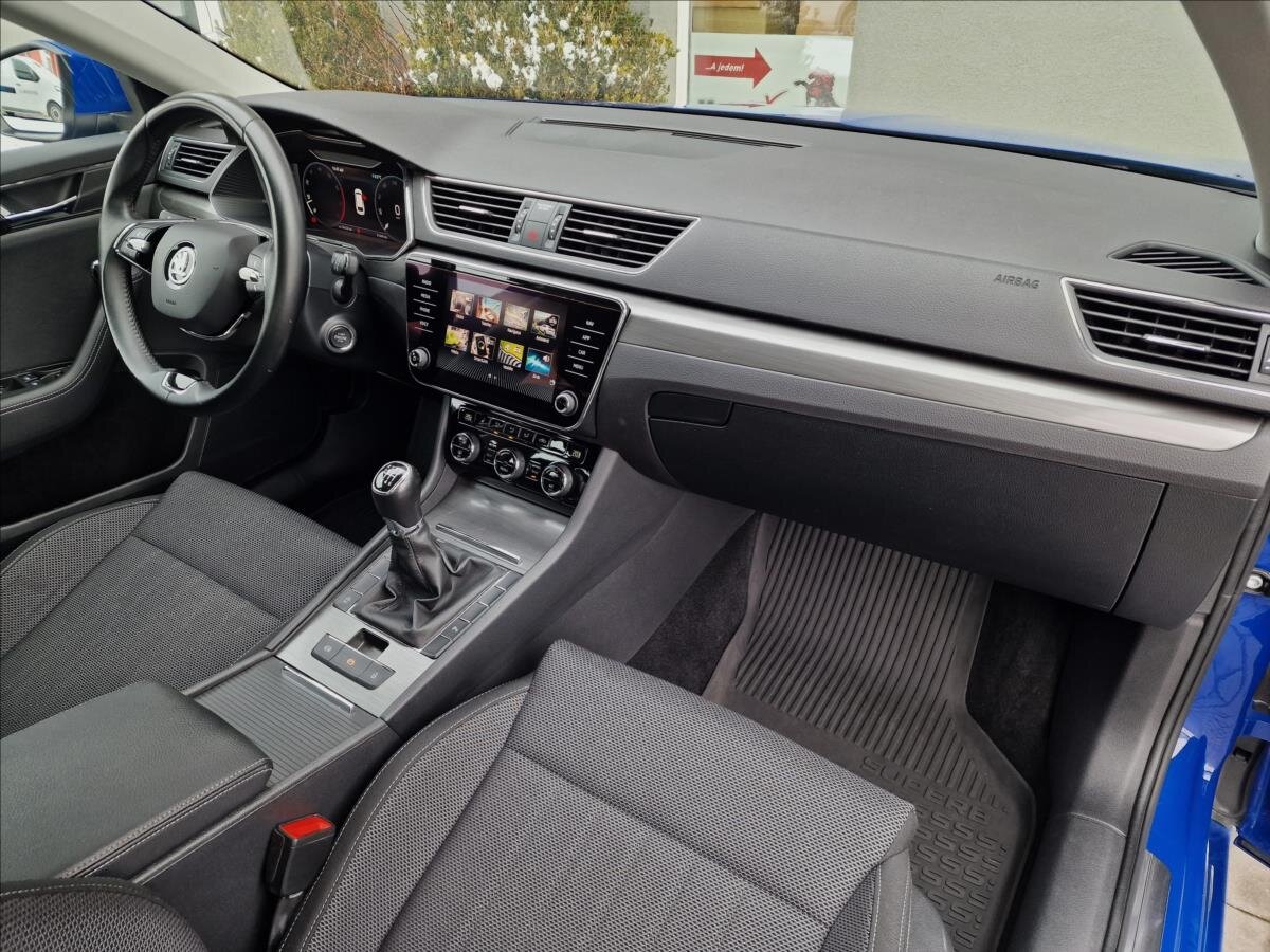 Škoda Superb Kombi 1,5 l 110 kw