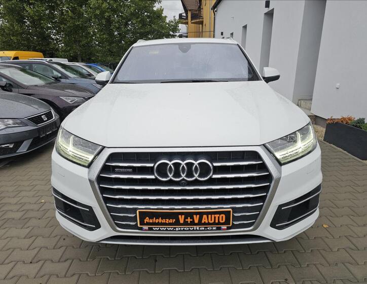 Audi Q7 2