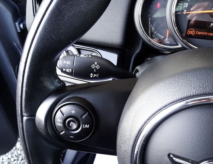 Mini Ostatní Kombi 1,5 l 165 kw