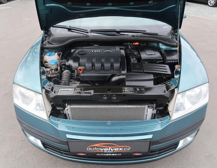 Škoda Octavia Kombi 2,0 l 103 kw