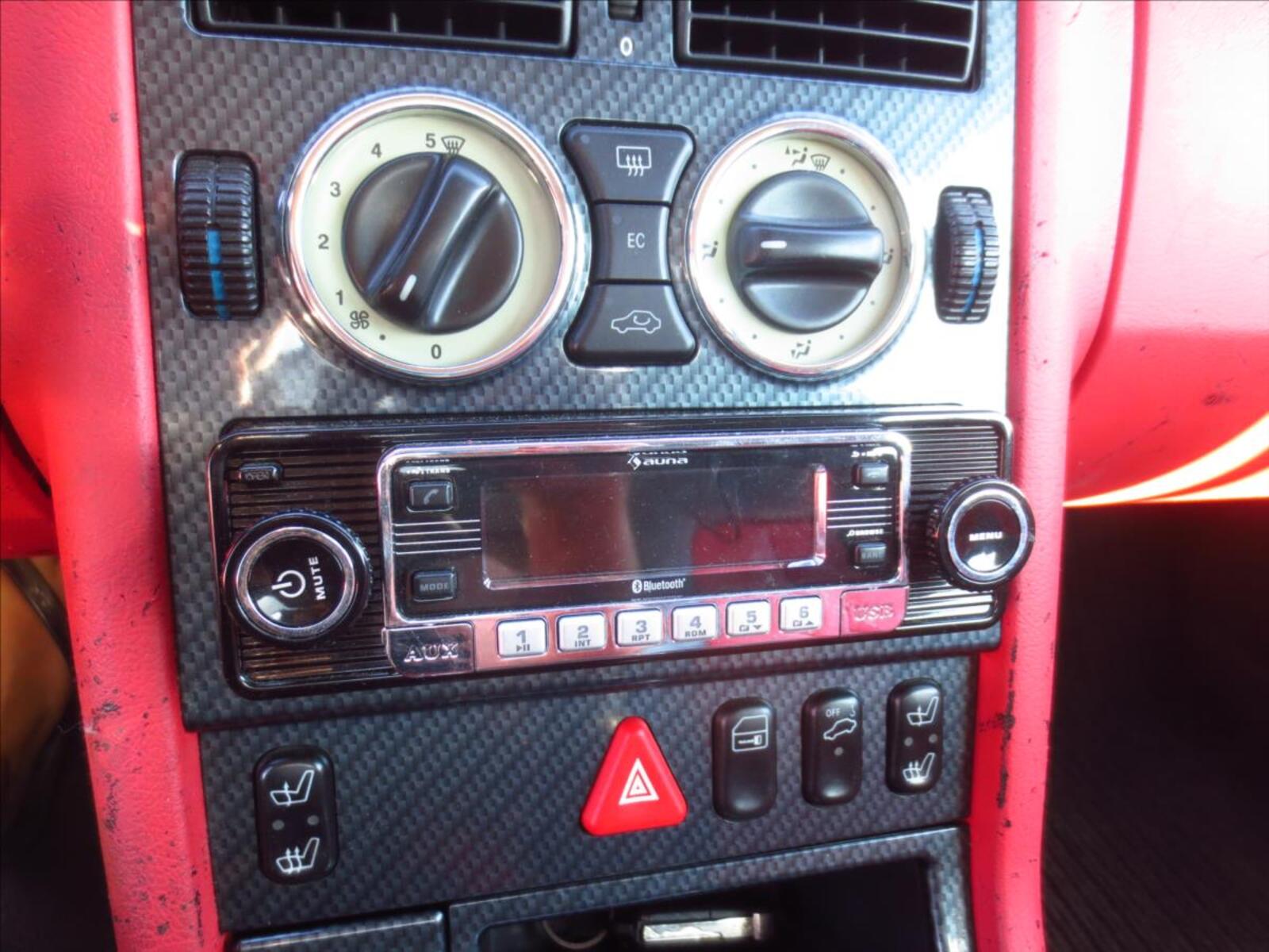 Mercedes-Benz SLK 16