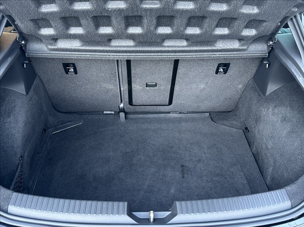 Seat Leon Hatchback 2,0 l 213 kw