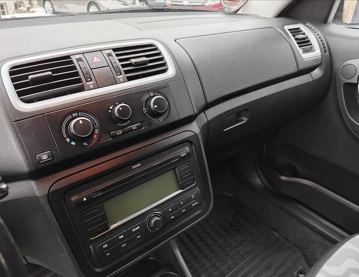 Škoda Roomster MPV 1,6 l 77 kw