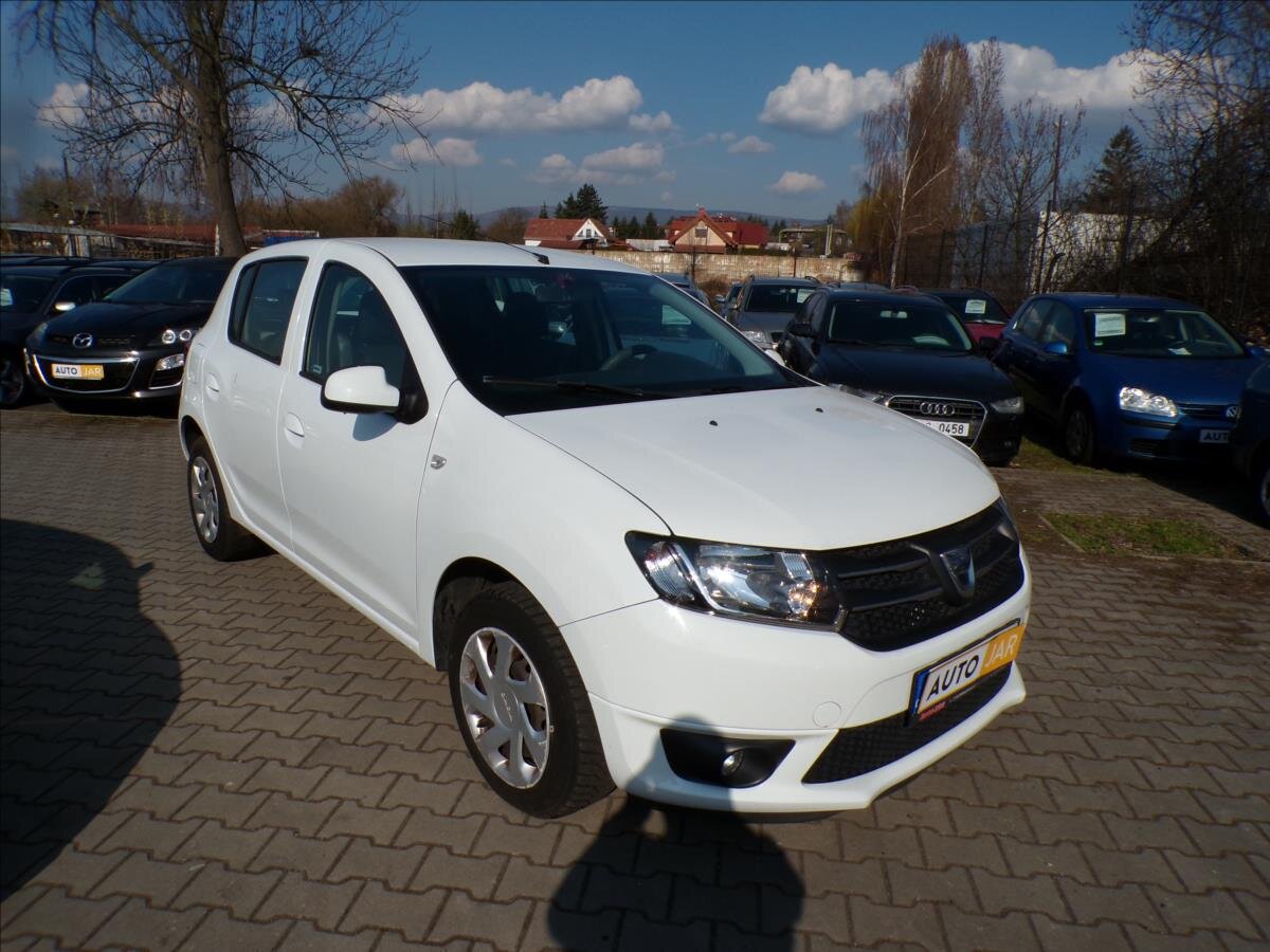 Dacia Sandero Hatchback 1,1 l 54 kw