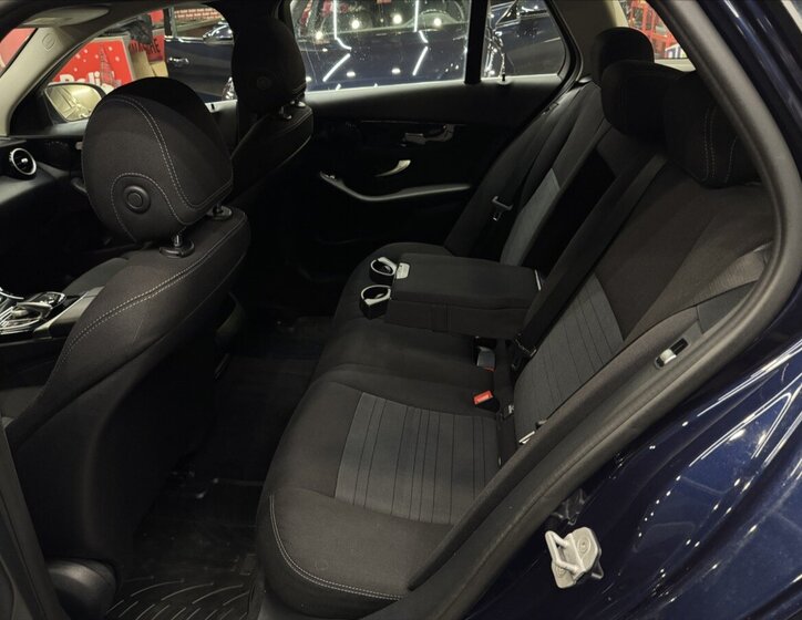 Mercedes-Benz Třídy C 24