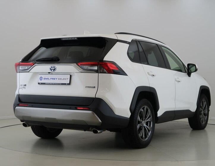 Toyota RAV4 SUV / Terénní 2,5 l 131 kw