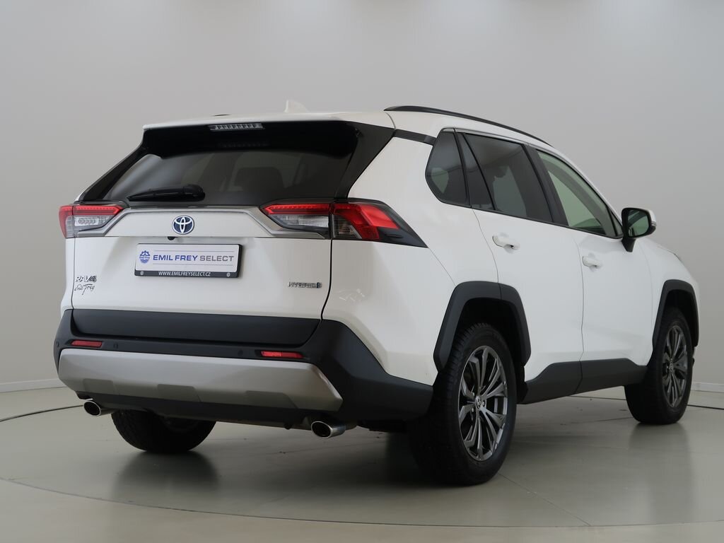 Toyota RAV4 SUV / Terénní 2,5 l 131 kw