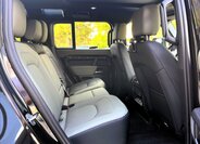 Land Rover Defender SUV 3,0 l 183 kw