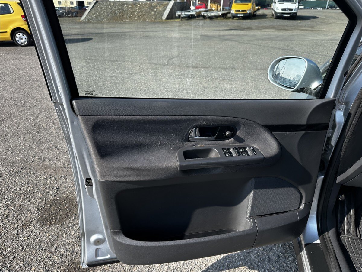 Volkswagen Sharan Kombi 1,9 l 85 kw