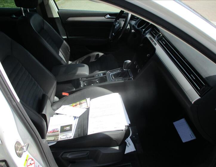 Volkswagen Passat 33