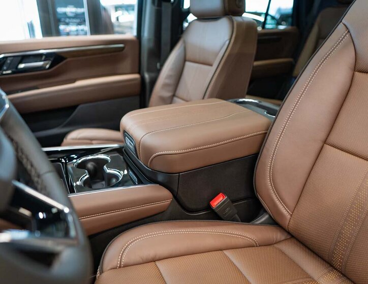 Chevrolet Tahoe SUV 6,2 l 313 kw