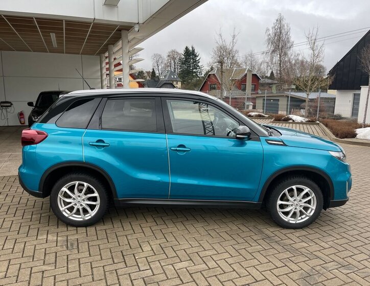 Suzuki Vitara SUV 1,4 l 95 kw