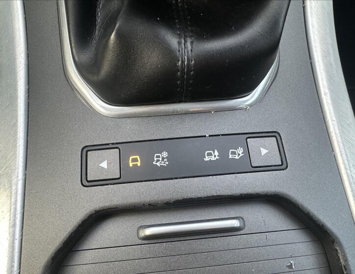 Land Rover Range Rover Evoque SUV / Terénní 2,2 l 110 kw