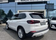 BMW X5 SUV 3,0 l 210 kw