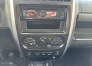 Suzuki Jimny SUV / Terénní 1,3 l 63 kw