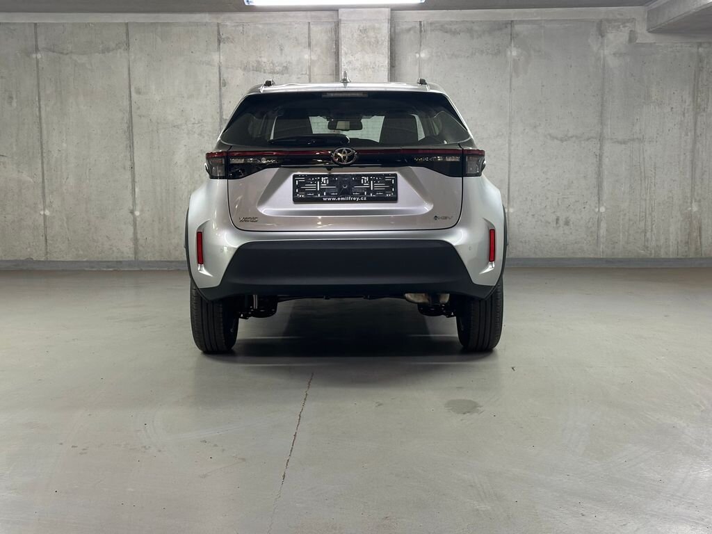 Toyota Yaris Cross SUV 1,5 l 68 kw