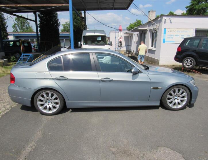 BMW Řada 3 8