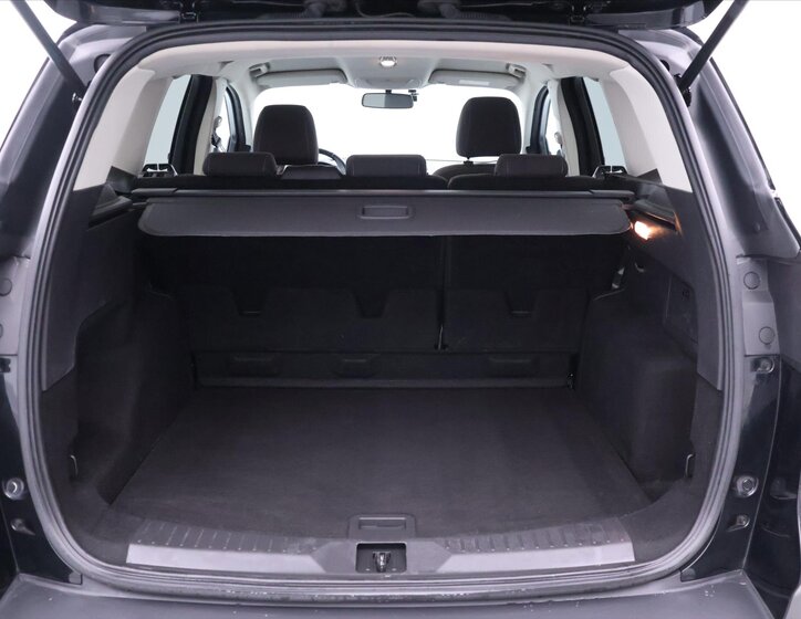 Ford Kuga SUV / Terénní 1,6 l 110 kw