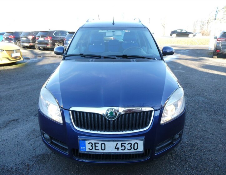 Škoda Roomster 2