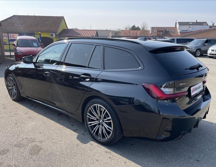 BMW Řada 3 Kombi 2,0 l 215 kw