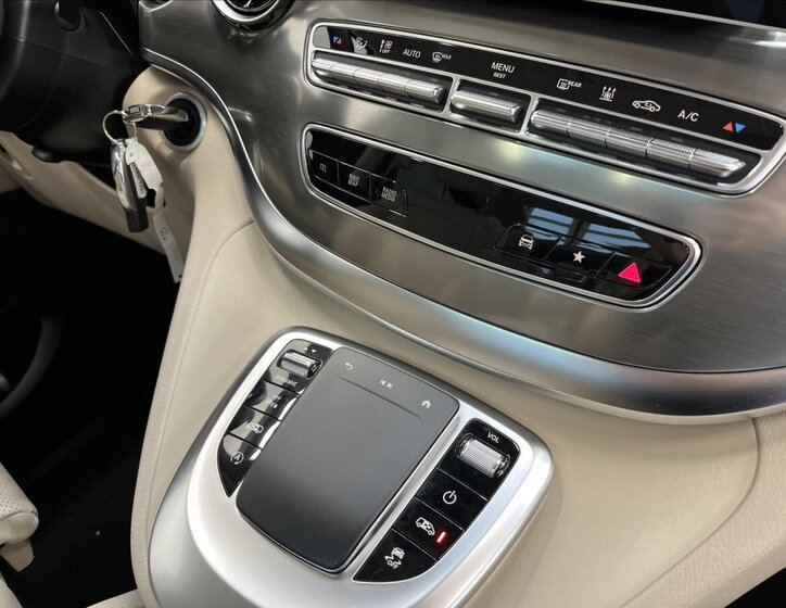 Mercedes-Benz Třídy V MPV 2,0 l 174 kw