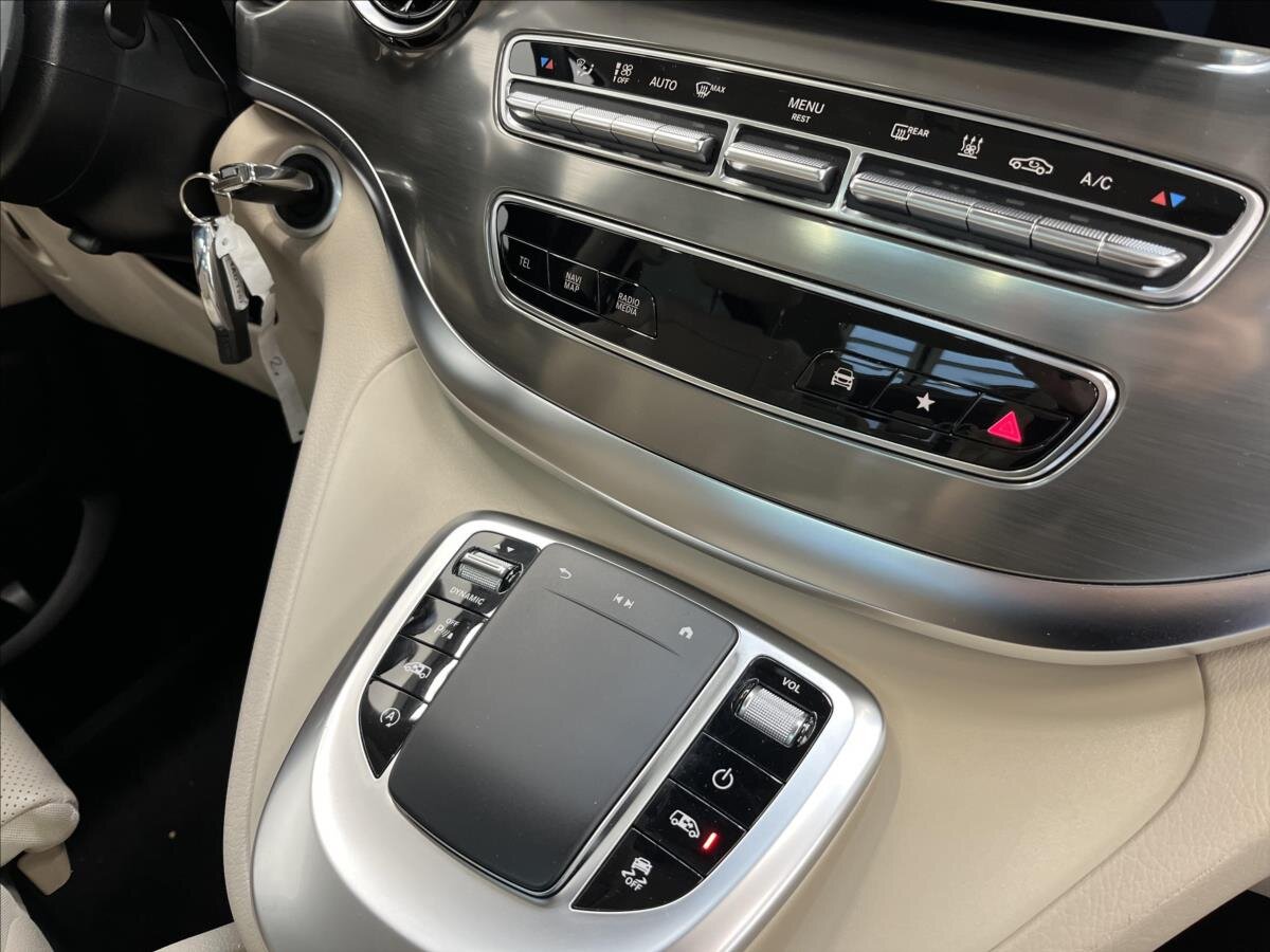 Mercedes-Benz Třídy V MPV 2,0 l 174 kw