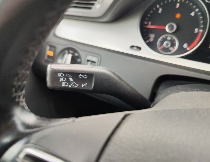 Volkswagen Passat CC Sedan / Limuzína 2,0 l 103 kw