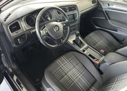 Volkswagen Golf Hatchback 1,2 l 81 kw
