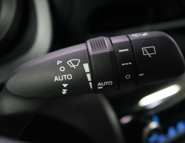 Toyota Yaris Cross 26