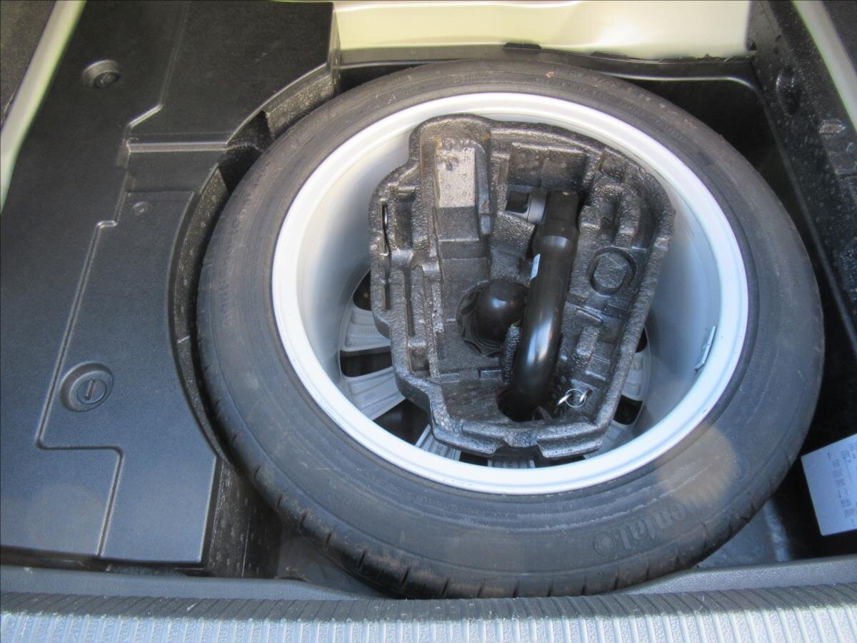 Volkswagen CC Sedan / Limuzína 2,0 l 103 kw