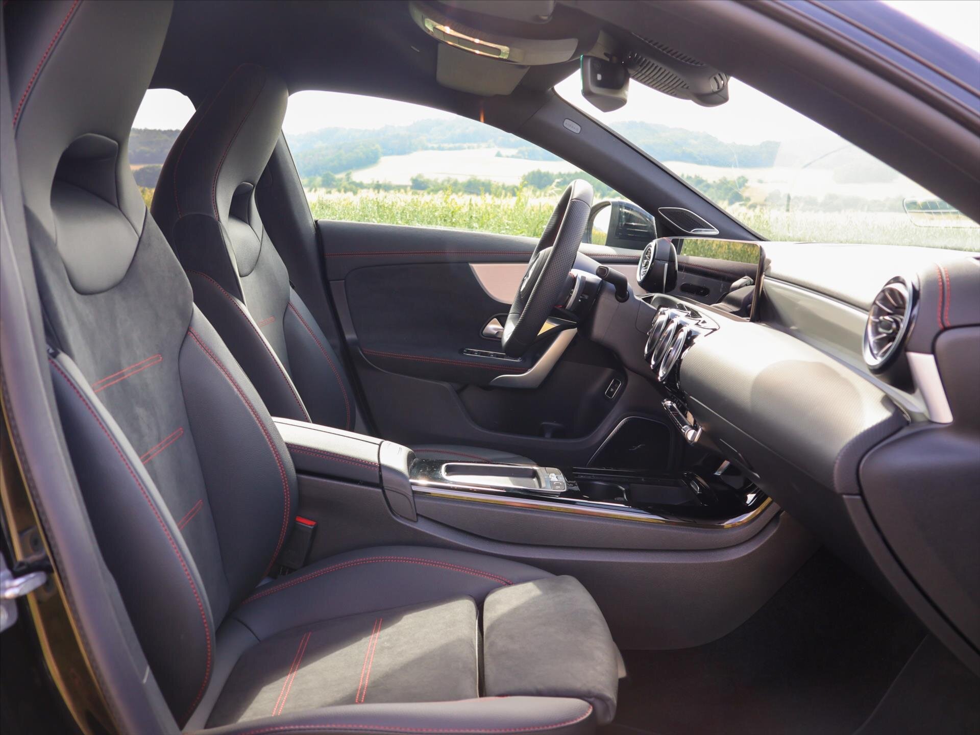 Mercedes-Benz CLA Kupé 1,3 l 120 kw