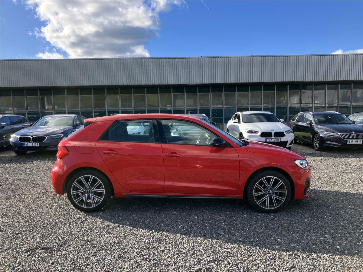 Audi A1 Hatchback 999,0 70 kw
