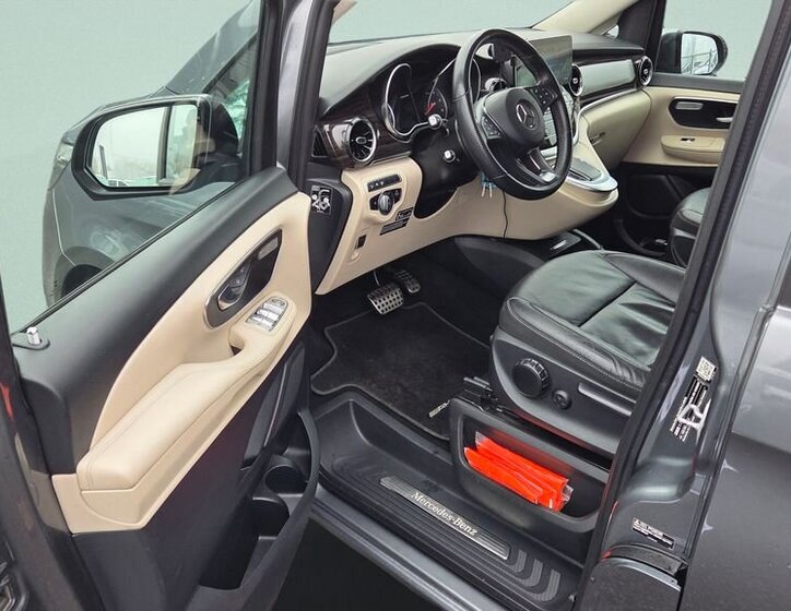 Mercedes-Benz Třídy V VAN / Minibus 2,0 l 176 kw