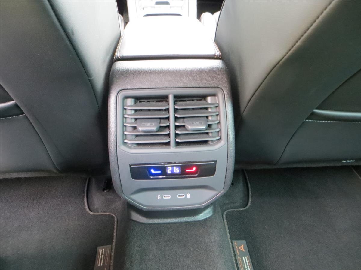 Cupra Formentor SUV / Terénní 1,5 l 110 kw