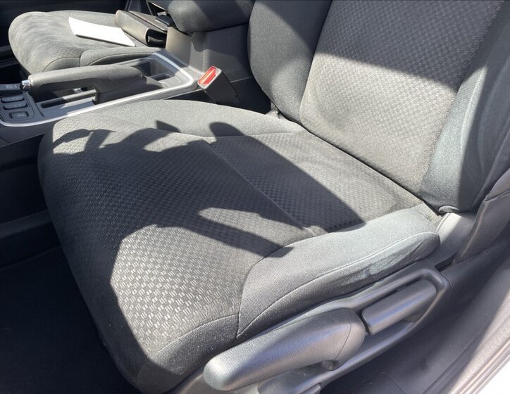 Honda CR-V SUV / Terénní 1,6 l 118 kw