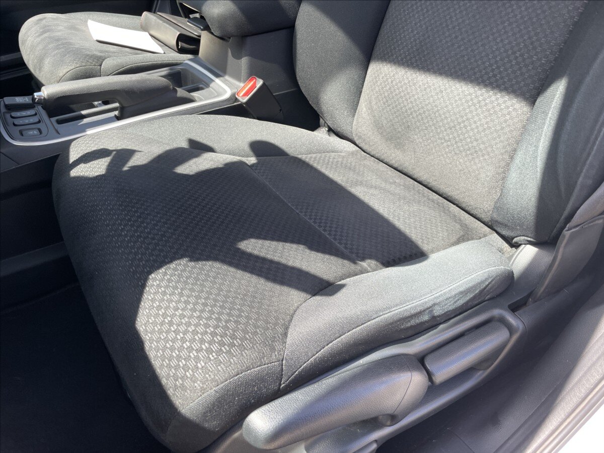 Honda CR-V SUV / Terénní 1,6 l 118 kw