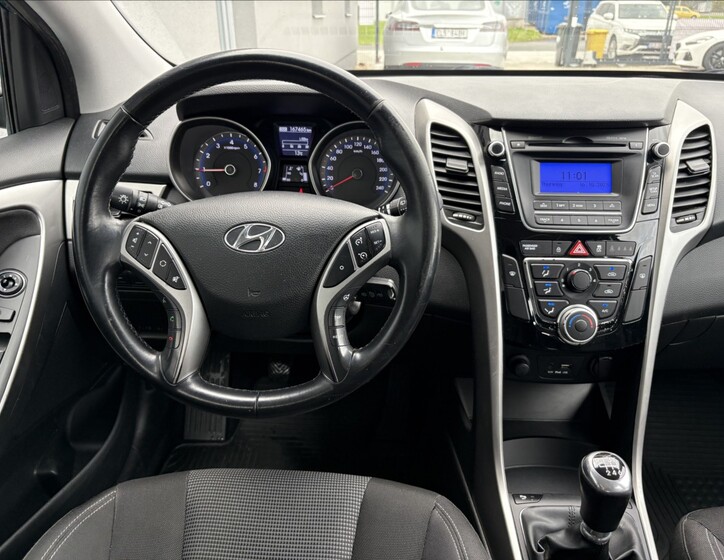 Hyundai i30 10