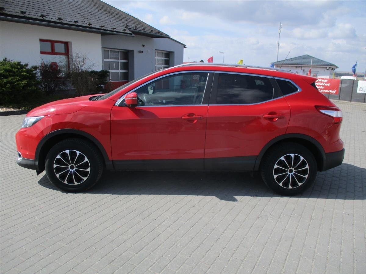 Nissan Qashqai SUV 1,6 l 96 kw