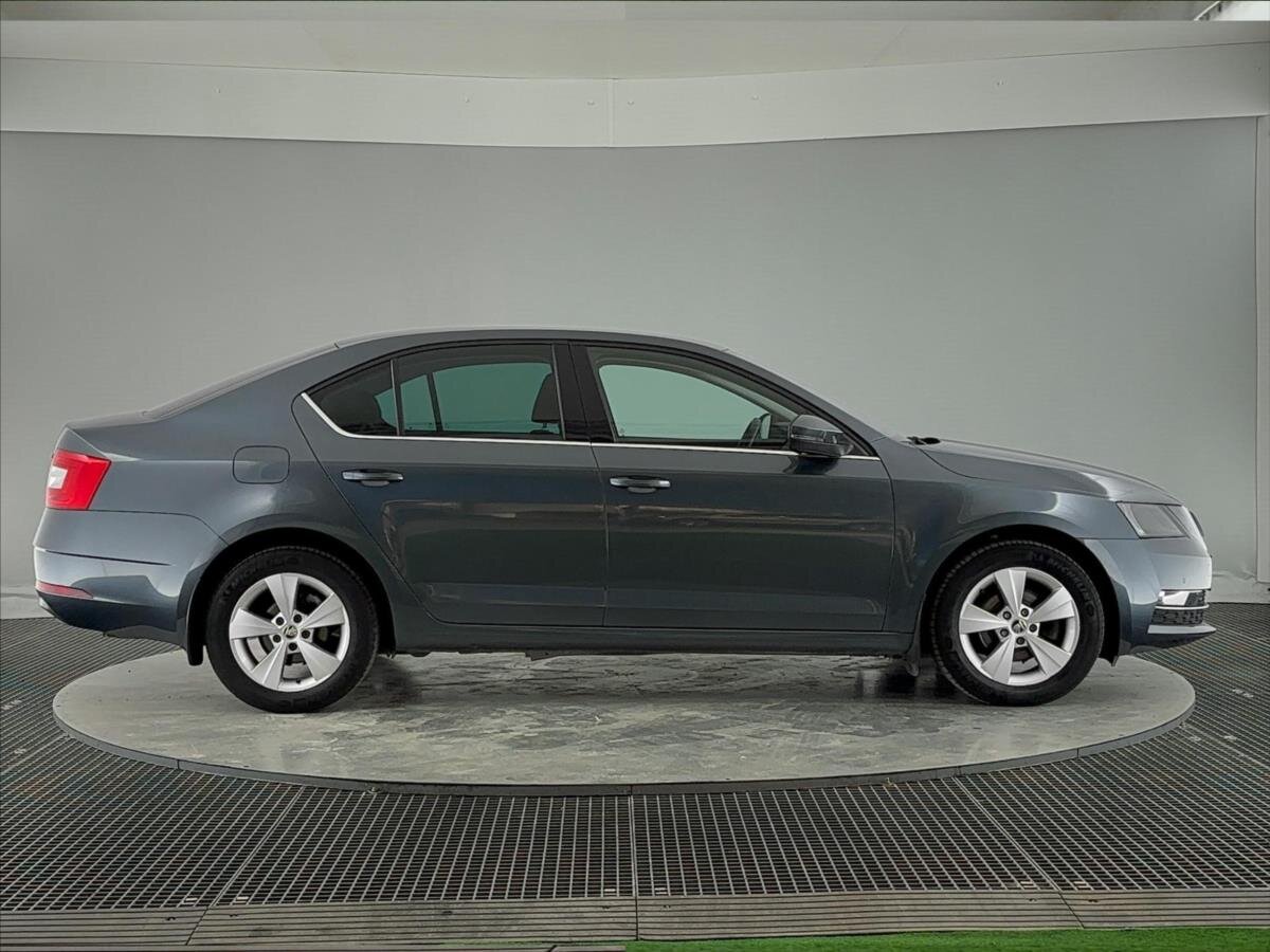 Škoda Octavia Liftback 1,6 l 85 kw