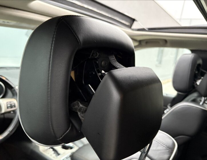 Jeep Grand Cherokee 32