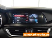 Alfa Romeo Stelvio 44