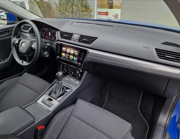 Škoda Superb Kombi 1,5 l 110 kw