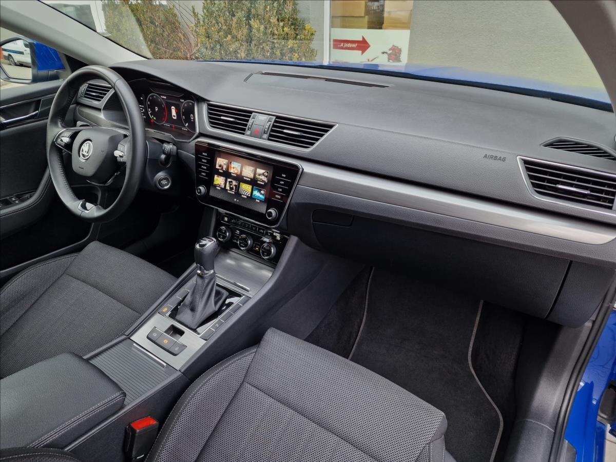 Škoda Superb Kombi 1,5 l 110 kw